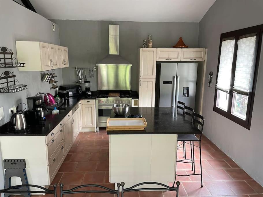Ar De Vie Villa Chaleureuse En Provence Ventabren Extérieur photo